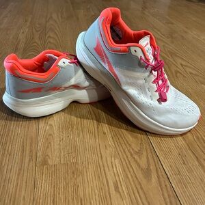Altras Women's White and Pink Athletic Shoes